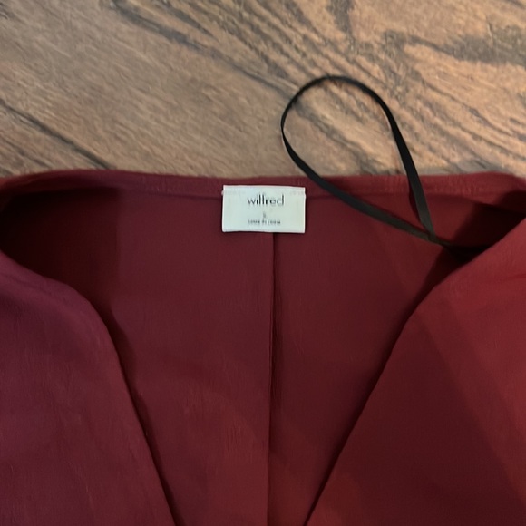 Wilfred Burgundy Blouse - Picture 2 of 3